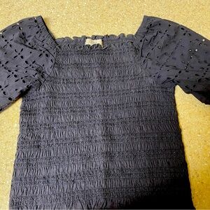 NWT Ladies Medium LOFT Summer top